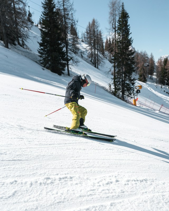 Les meilleurs skis de piste à moins de 500 € en 2026-2027